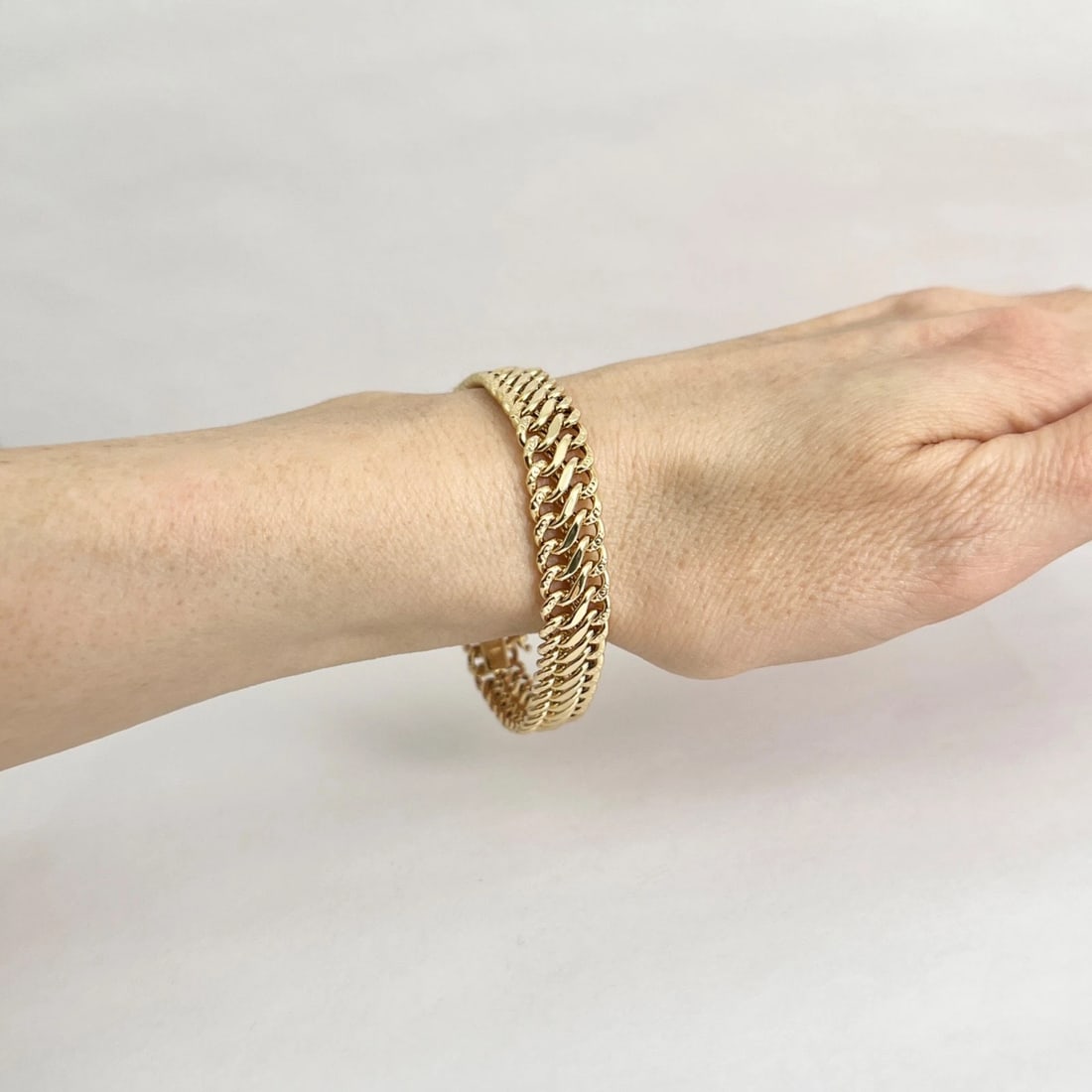 Vintage 1960's Italian Wide Woven Chain Bracelet 14K Yellow Gold 7 Inch, 8.66 Gr - 4