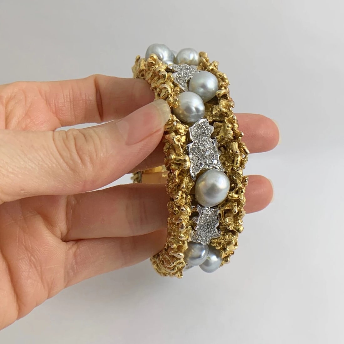 Vintage Silver Baroque Pearl Diamond Bangle Bracelet 14K Yellow Gold, 173 Grams - 3