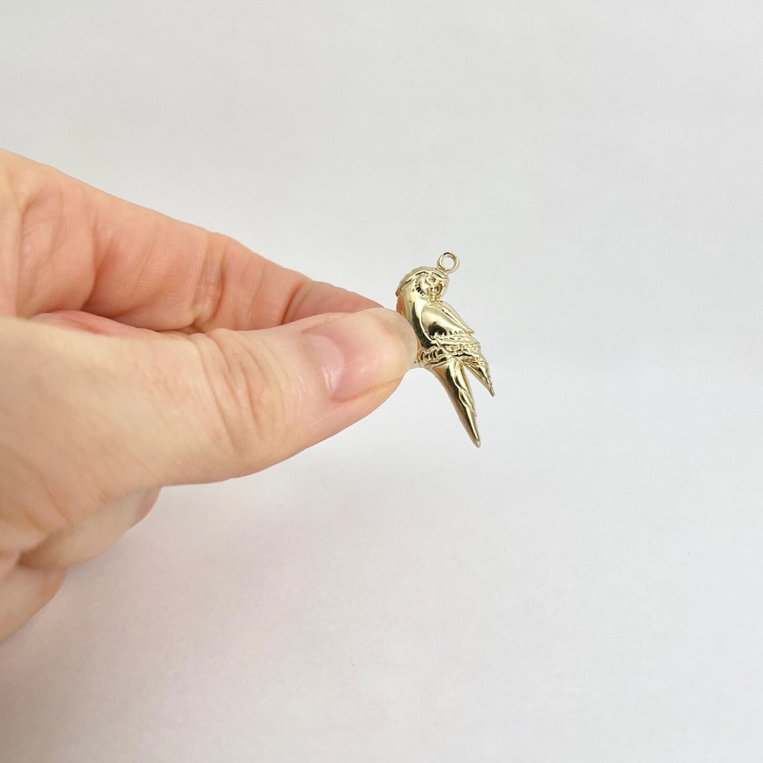 Vintage Parrot Bird Necklace Pendant Bracelet Charm 14K Yellow Gold, 1.59 Grams - 4
