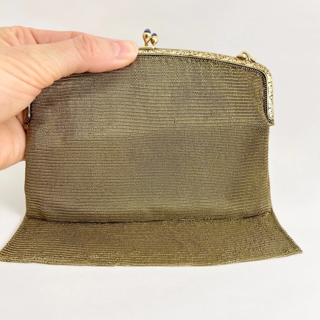 Antique Art Nouveau Mesh Chain Sapphire Purse 14K Yellow Gold, 157.34 Grams - 2