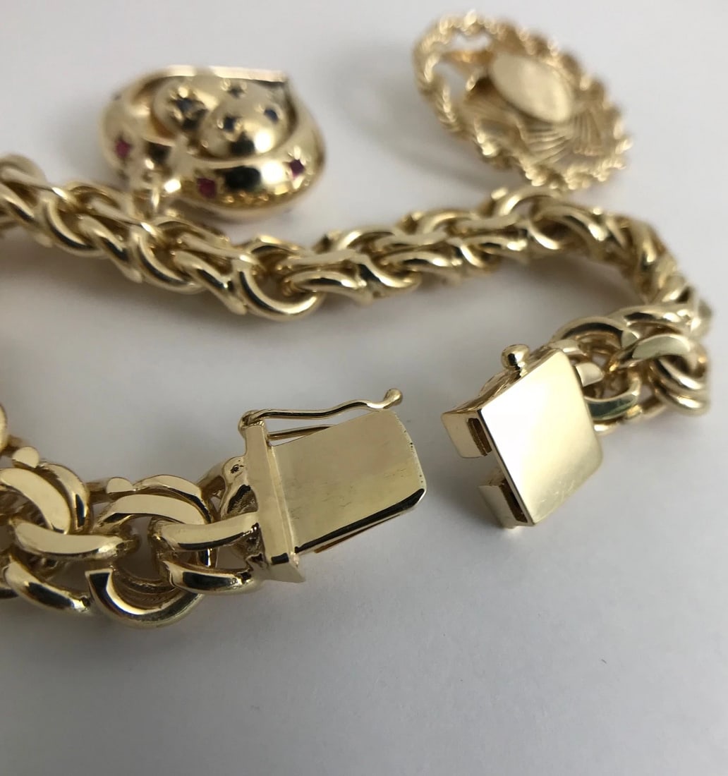 Vintage 1960's Pearl Dreamcatcher Heart Charm Bracelet 14K Yellow Gold, 81.9 Gr - 10