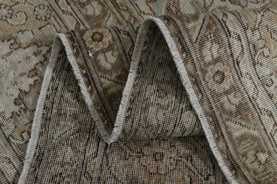 10x12'3 ft, PERSIAN MINIMALIST RUG, Oversized Antique: Title: 10x12'3 ft, PERSIAN MINIMALIST RUG, Oversized Antique Origin: Turkey Date/Period: 1960 - 1970 Materials: Wool and Cotton Size: Width: 10 feet; Length: 12.3 feet Description: This Turkish