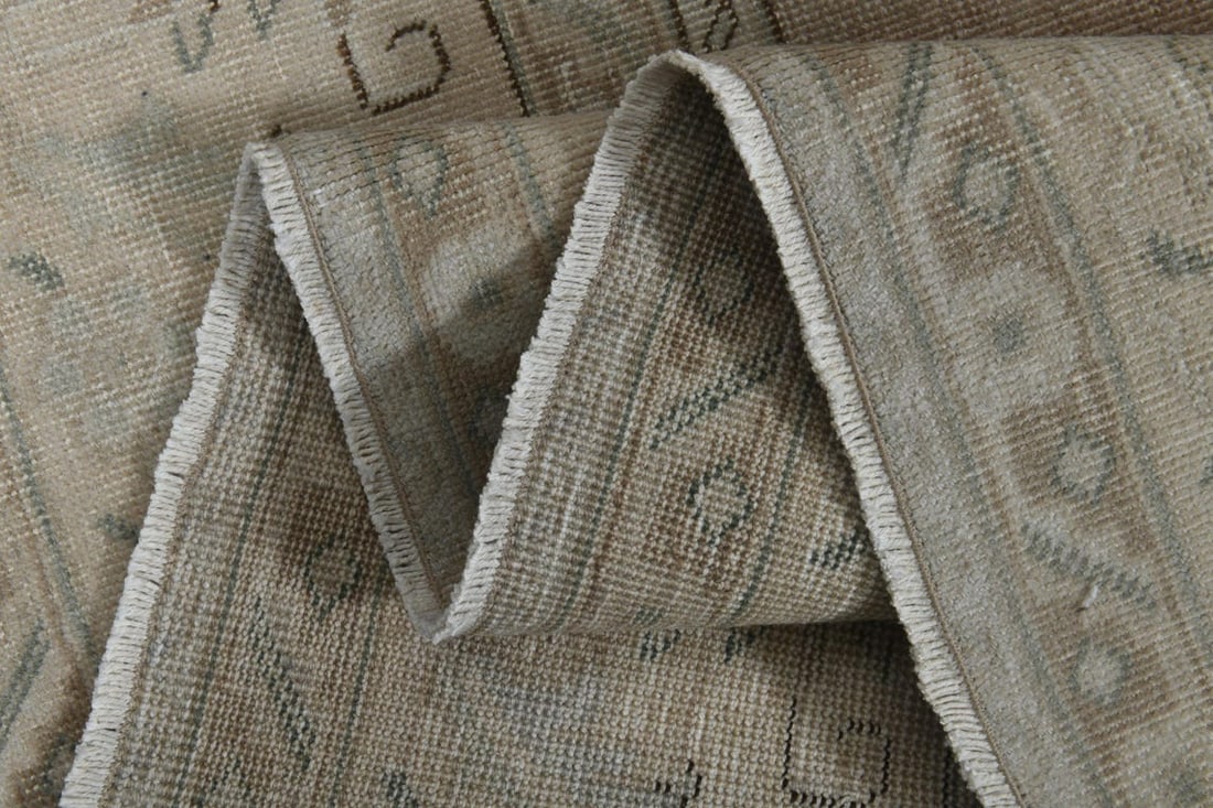 9'4x12'9 ft, OVERSIZED PERSIAN RUG, Living Room: Title: 9'4x12'9 ft, OVERSIZED PERSIAN RUG, Living Room Origin: Turkey Date/Period: 1960 - 1970 Materials: Wool and Cotton Size: Width: 9.4 feet; Length: 12.9 feet Description: This Turkish