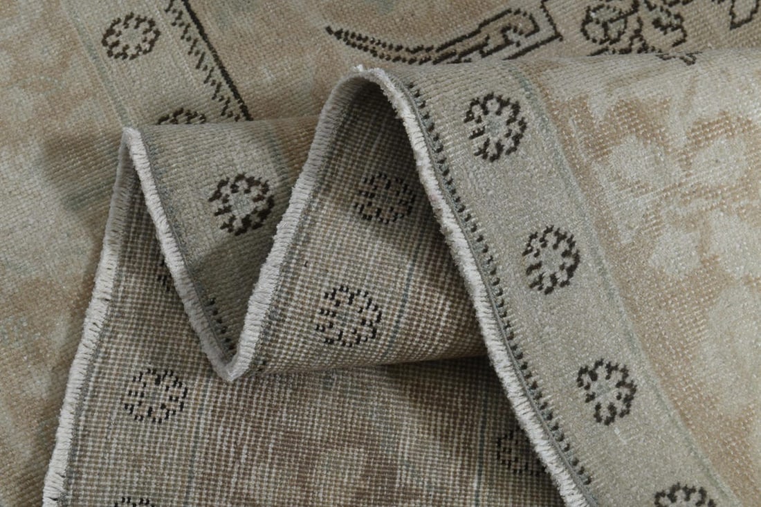 9'6x12'8 ft, OVERSIZED PERSIAN RUG, Orange 10x12 Large Area: Title: 9'6x12'8 ft, OVERSIZED PERSIAN RUG, Orange 10x12 Large Area Origin: Turkey Date/Period: 1960 - 1970 Materials: Wool and Cotton Size: Width: 9.6 feet; Length: 12.8 feet Description: This