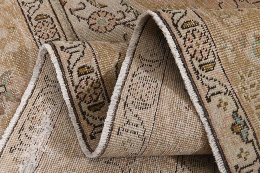 9'6x12'4 ft, OVERSIZED PERSIAN RUG, Orange Rug, 10x12 Large Area: Title: 9'6x12'4 ft, OVERSIZED PERSIAN RUG, Orange Rug, 10x12 Large Area Origin: Turkey Date/Period: 1960 - 1970 Materials: Wool and Cotton Size: Width: 9.6 feet; Length: 12.4 feet Description: This