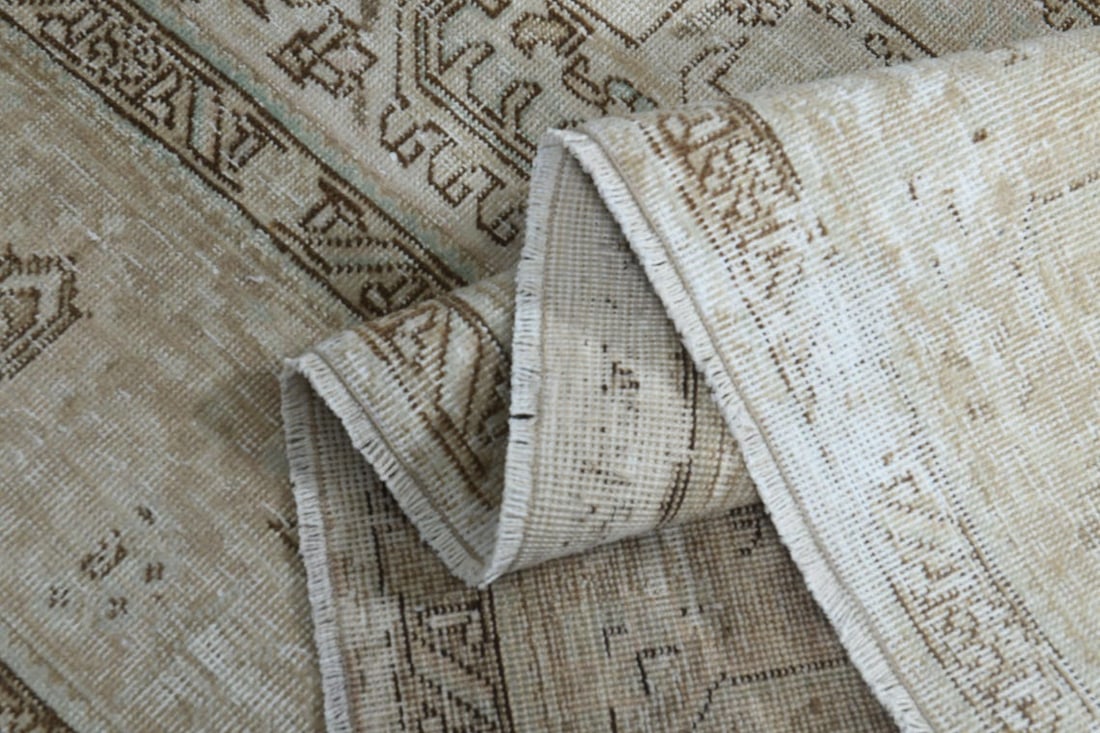 9'7x12'4 ft, NEUTRAL PERSIAN RUG: Title: 9'7x12'4 ft, NEUTRAL PERSIAN RUG Origin: Turkey Date/Period: 1960 - 1970 Materials: Wool and Cotton Size: Width: 9.7 feetLength: 12.4 feet Description: This Turkish one-of-a-kind Anatolian