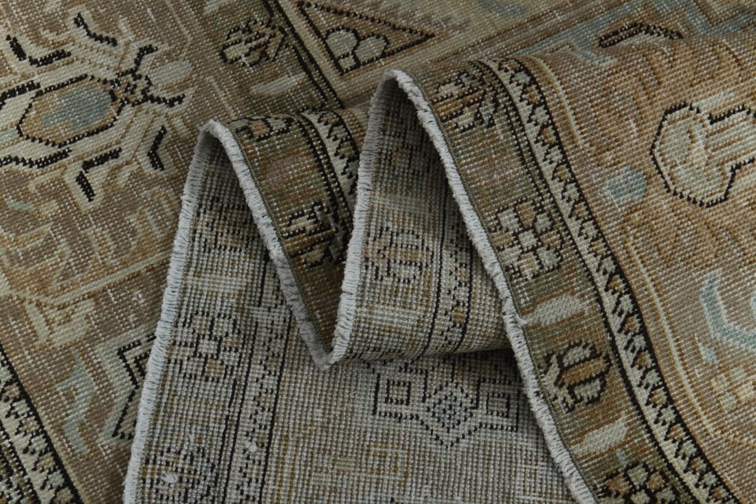 9.5x12.6 ft, VINTAGE PERSIAN RUG: Title: 9.5x12.6 ft, VINTAGE PERSIAN RUG Origin: Turkey Date/Period: 1960 - 1970 Materials: Wool and Cotton Size: Width: 9.5 feet; Length: 12.6 feet Description: This Turkish one-of-a-kind Anatolian