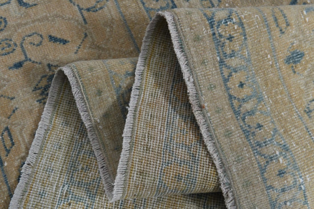 9.4x13.1 ft, NEUTRAL MINIMALIST RUG: Title: 9.4x13.1 ft, NEUTRAL MINIMALIST RUG Origin: Turkey Date/Period: 1960 - 1970 Materials: Wool and Cotton Size: Width: 9.4 feet Length: 13.1 feet Description: This Turkish one-of-a-kind Anatolian