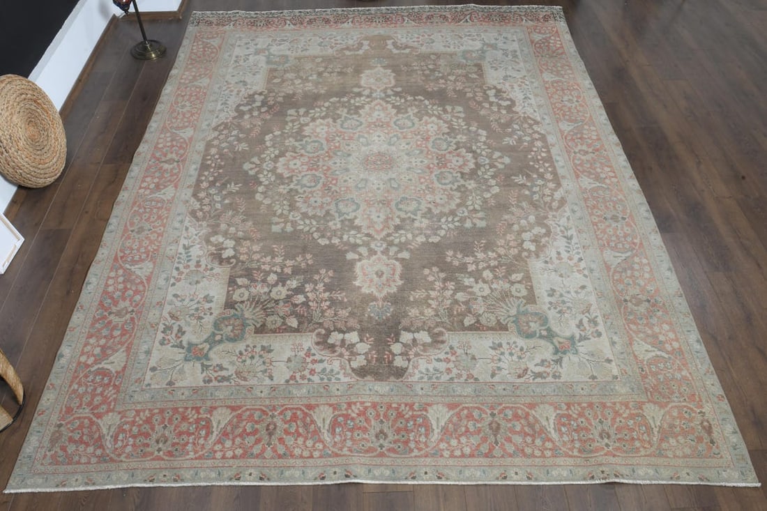 9.6x12.5 ft, BROWN OVERSIZED RUG - 2