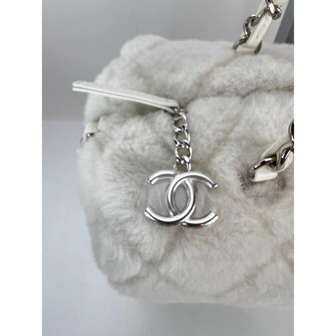 Chanel Shearling Quilted White Lambskin Bowler Crossbody Shoulder Bag - 13