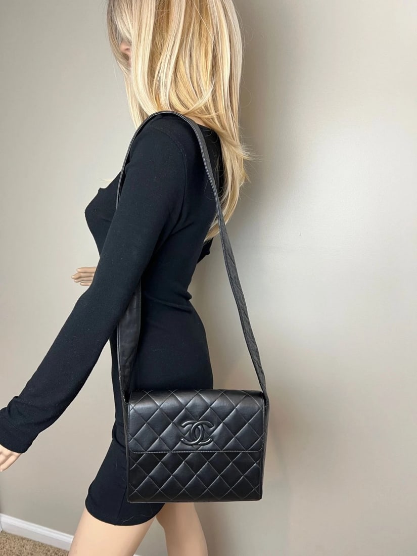 Chanel Vintage Lambskin Quilted CC Flap Black Shoulder Bag - 17