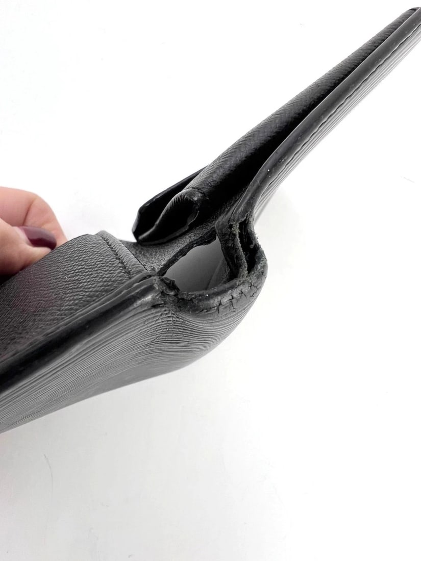 Louis Vuitton Vintage Black Epi Leather Multiple Men's Wallet - 13