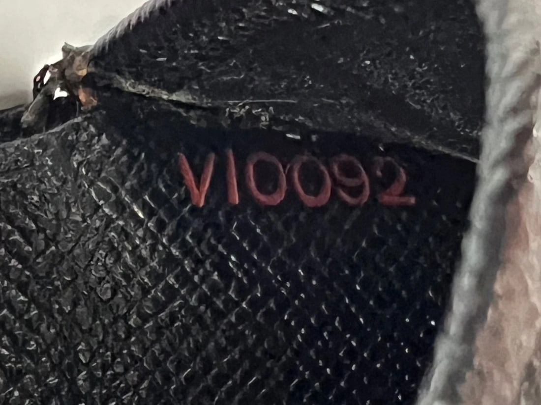 Louis Vuitton Vintage Black Epi Leather Multiple Men's Wallet - 4