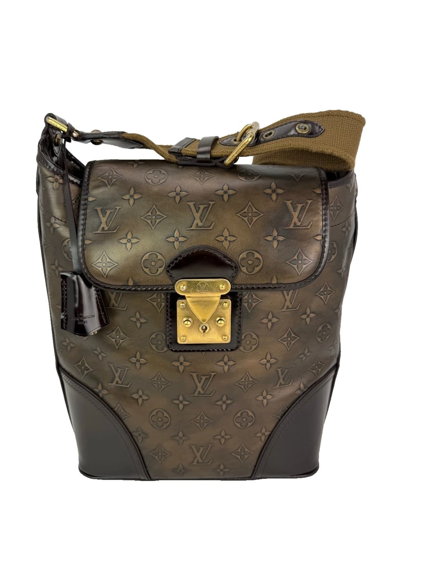 Louis Vuitton Vintage Bronze Monogram Sergeant GM Shoulder Bag (1 of 11)