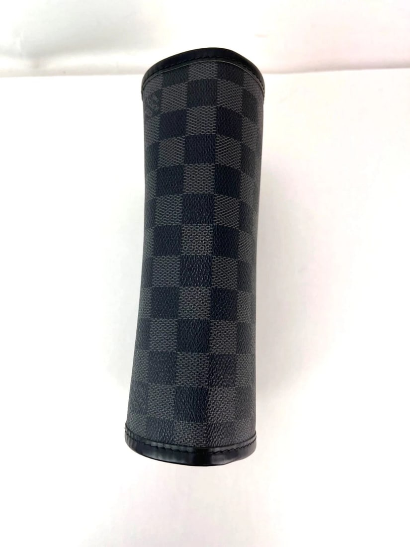 Louis Vuitton Damier Graphite Hanging Toiletry Kit Pouch - 8