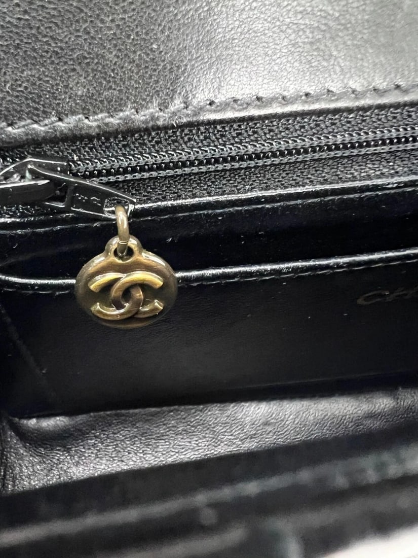 Chanel Vintage Quilted Lambskin Black Resin Chain Small Classic Single Flap - 10