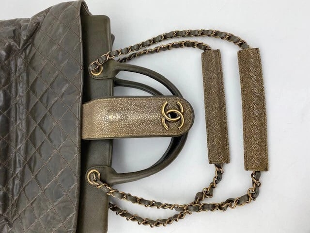 CHANEL Glazed Calfskin Shagreen Large Bindi CC Grey Tote Hand Bag - 9