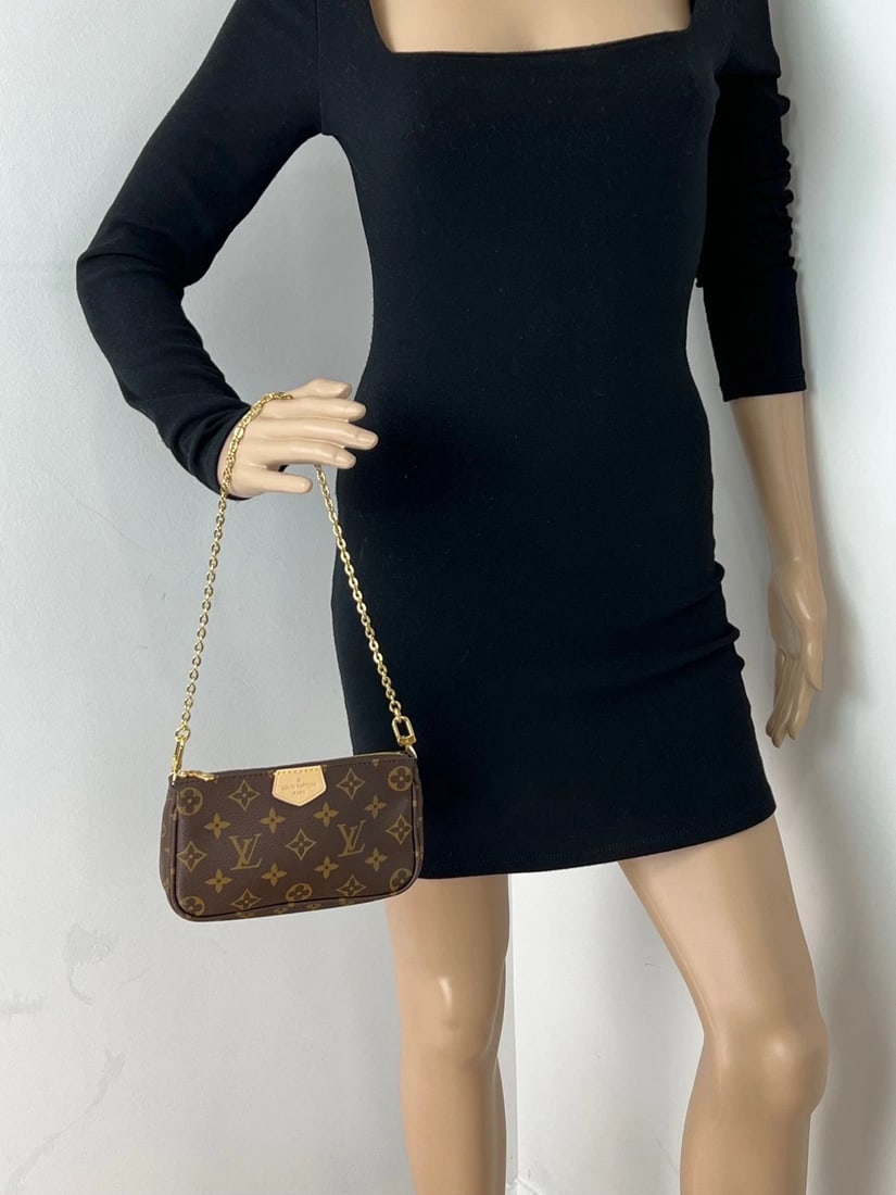 Louis Vuitton Multi Pochette Accessoires Monogram Canvas Brown - 4