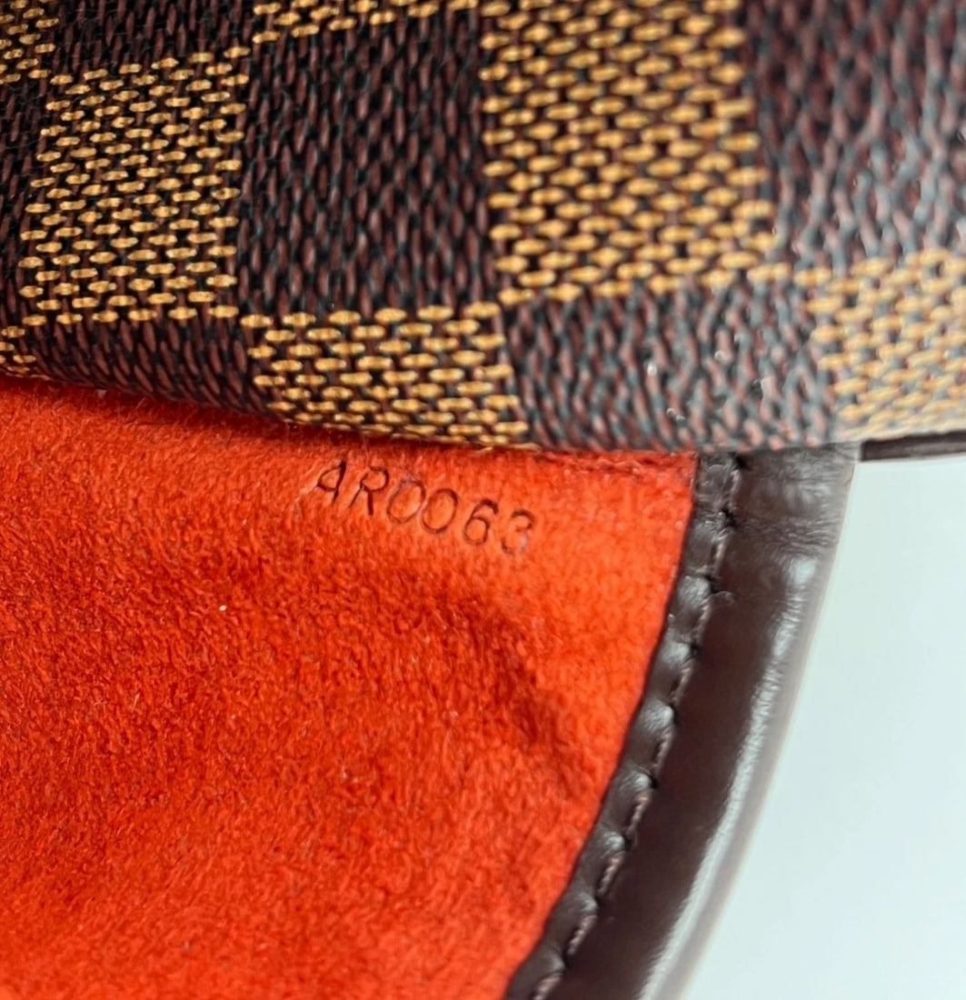 Louis Vuitton Vintage Sarria Horizontal Damier Ebene Hand Bag - 6