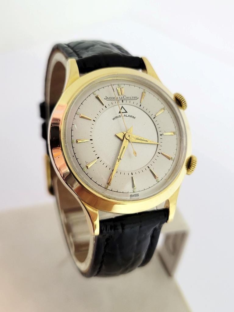 Vintage 18K JAEGER-LeCOULTRE Winding MEMOVOX Alarm Watch c.1950s Cal 489 EXLNT (1 of 15)