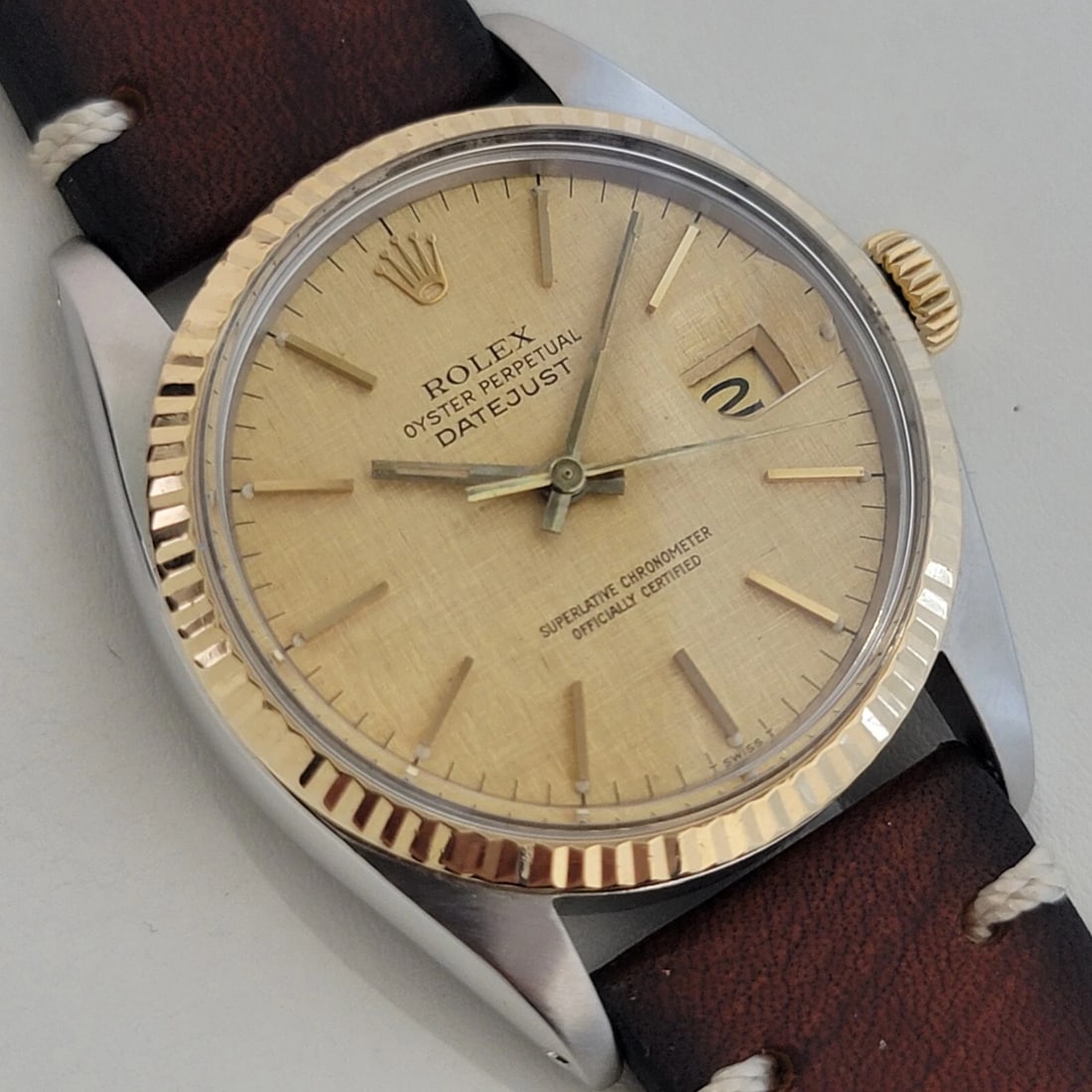 Mens Rolex Oyster Datejust Ref 16013 18k SS 36mm Auto 1980s Vintage Swiss NA108: Title:Mens Rolex Oyster Datejust Ref 16013 18k SS 36mm Auto 1980s Vintage Swiss NA108Description:Iconic classic, Men's 18k gold and stainless steel Rolex Oyster Perpetual Datejust Ref.16013