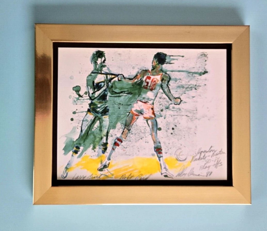 LEROY NEIMAN BOSTON CELTICS LARRY BIRD 1980S PLATE SIGNED PRINT FRAMED: Title: LEROY NEIMAN BOSTON CELTICS LARRY BIRD 1980S PLATE SIGNED PRINT FRAMEDDescription:We have for Sale this LEROY NEIMAN AWESOME VINTAGE 1980'S PRINT SIGNED ON THE PLATE NEW FRAME COVERS AN AREA