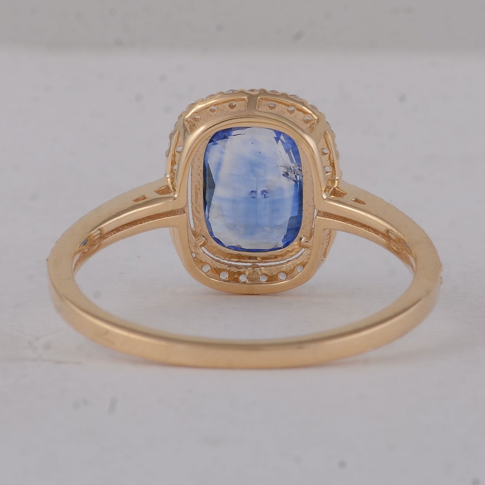 2.00 Ct Cushion Sapphire 9K Gold Ring - 3