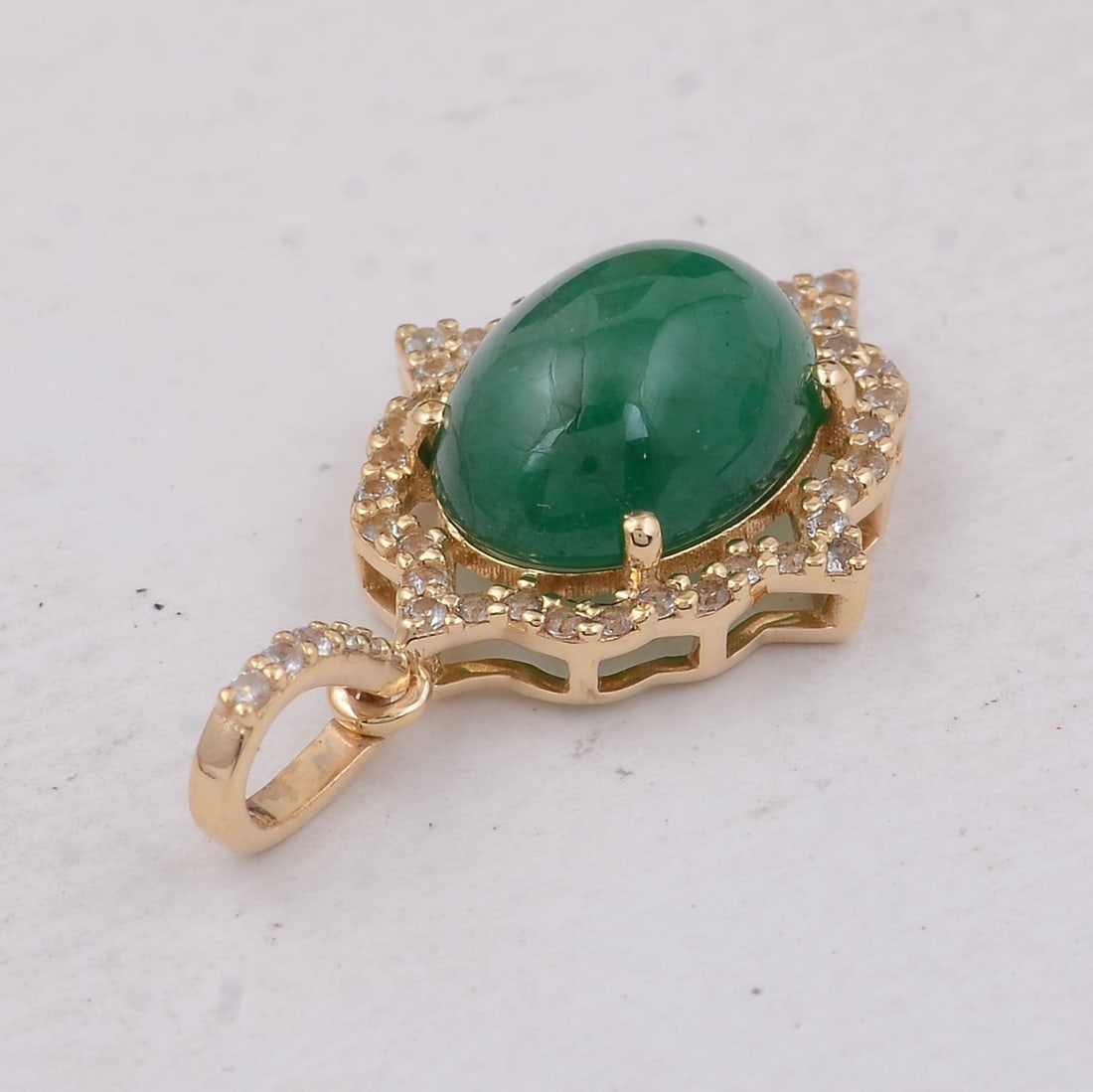 2.76 Ct Oval Emerald 9K Gold Pendant - 2