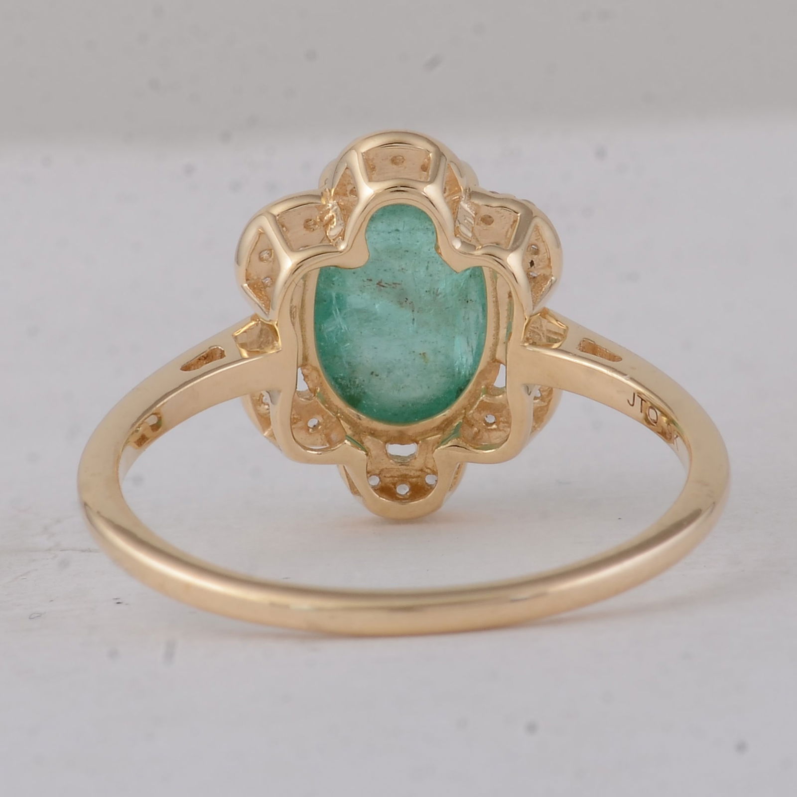 2.39 Ct Oval Emerald 9K Gold Ring - 3