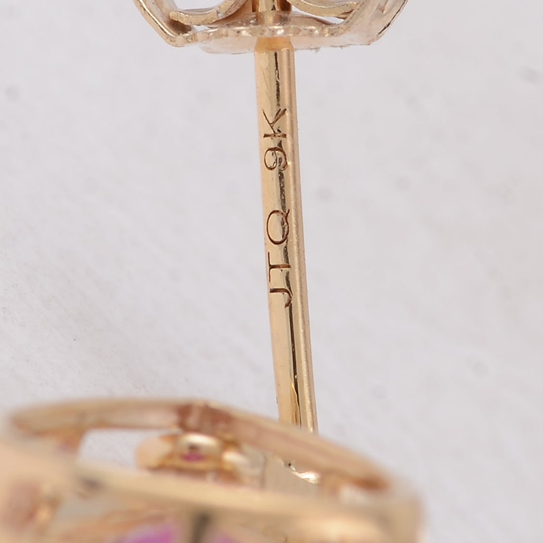 2.57 Ct Pear Ruby 9K Gold Earrings - 5