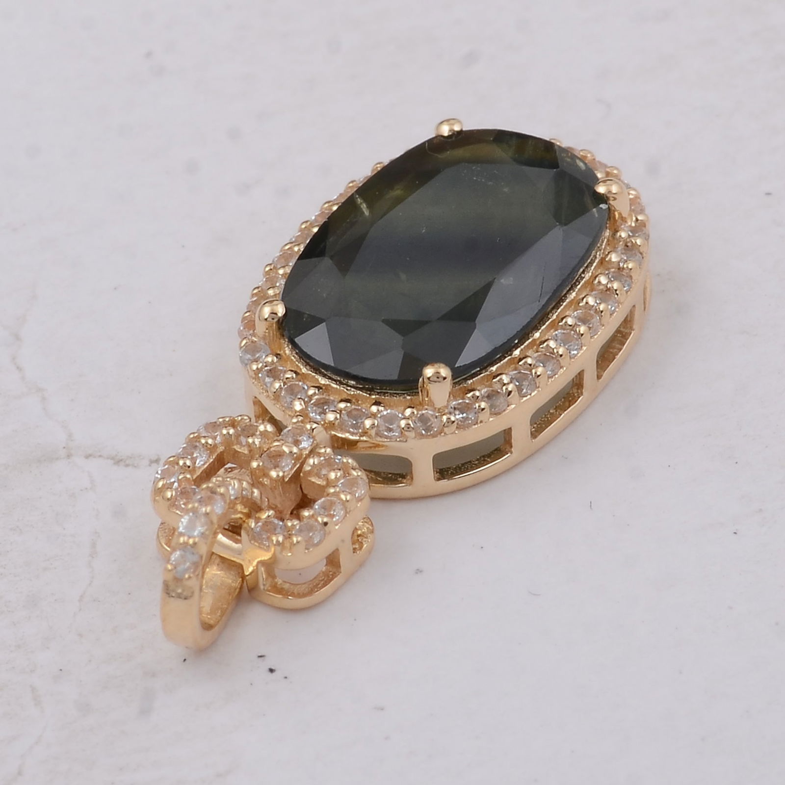 2.68 Ct Cushion Sapphire 9K Gold Pendant - 3