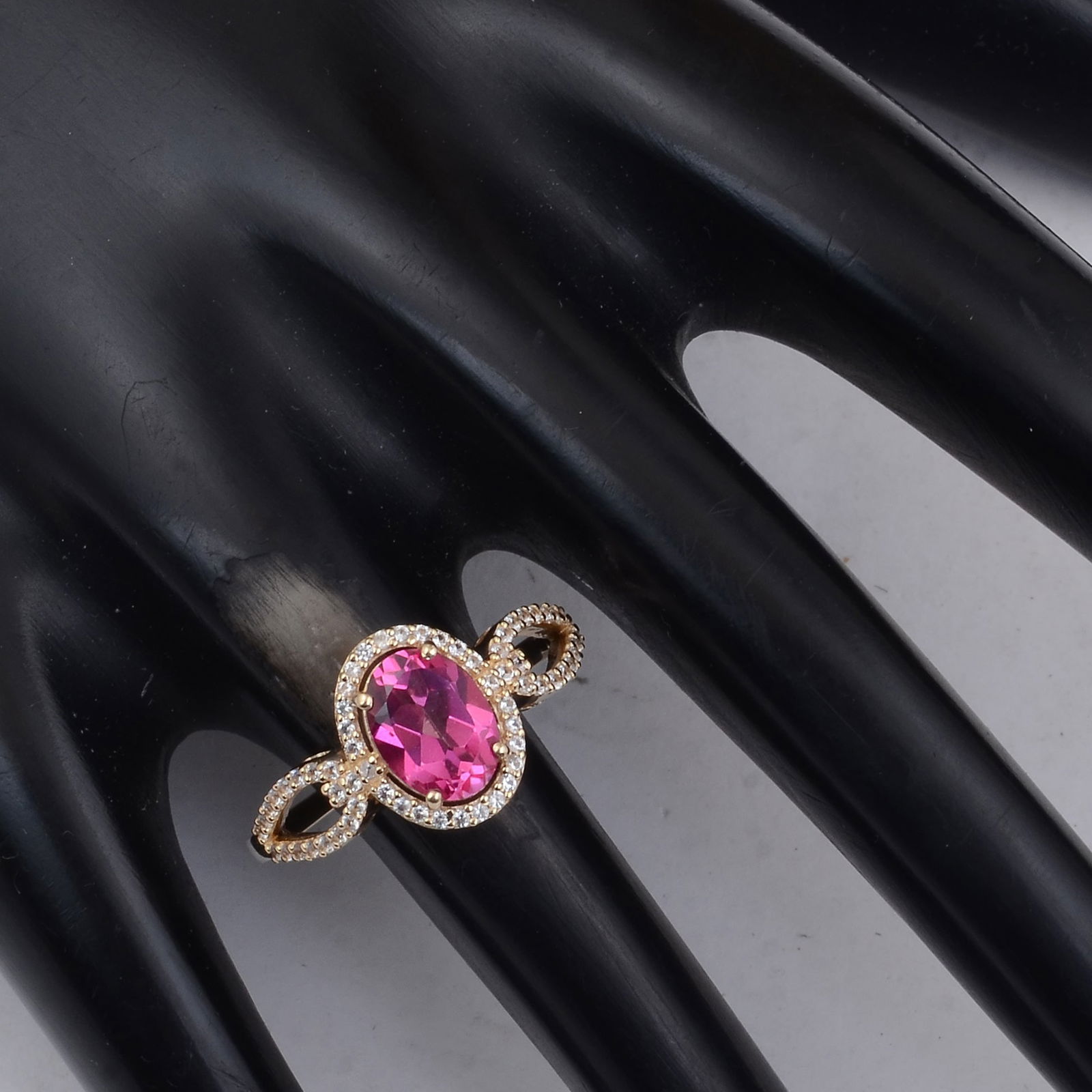 1.65 Ct Oval Pink Topaz 9K Gold Ring - 2