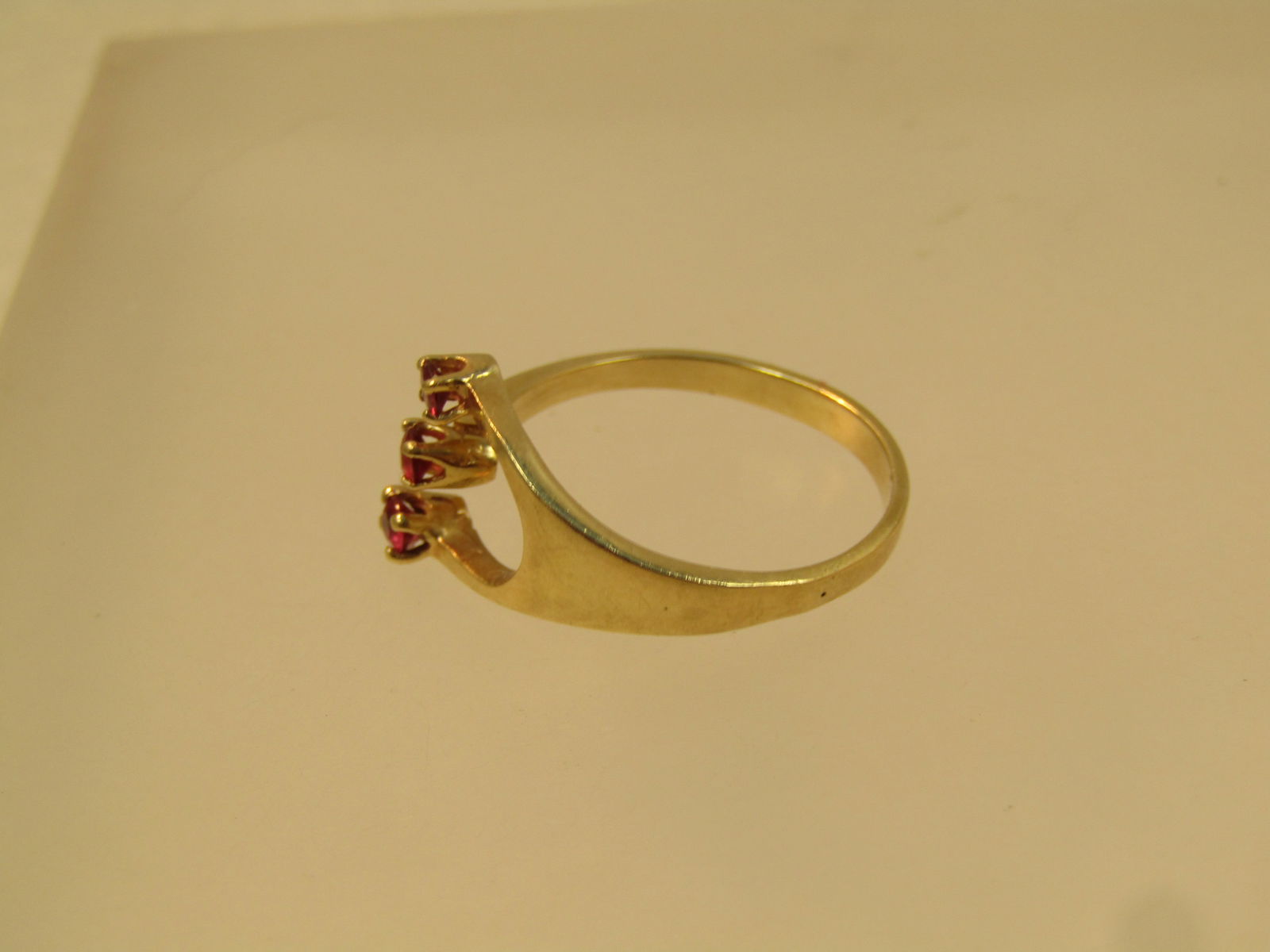 Vintage 14kt Triple Ruby/Spinel Ring, Sz. 5.5 to 9, 1940's-1960's - 5