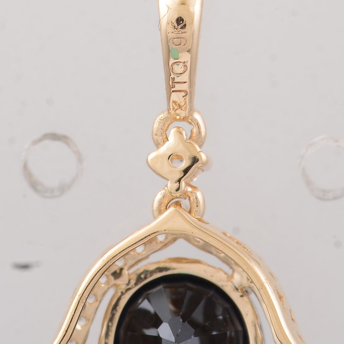 2.80 Ct Oval Sapphire 9K Gold Pendant - 5