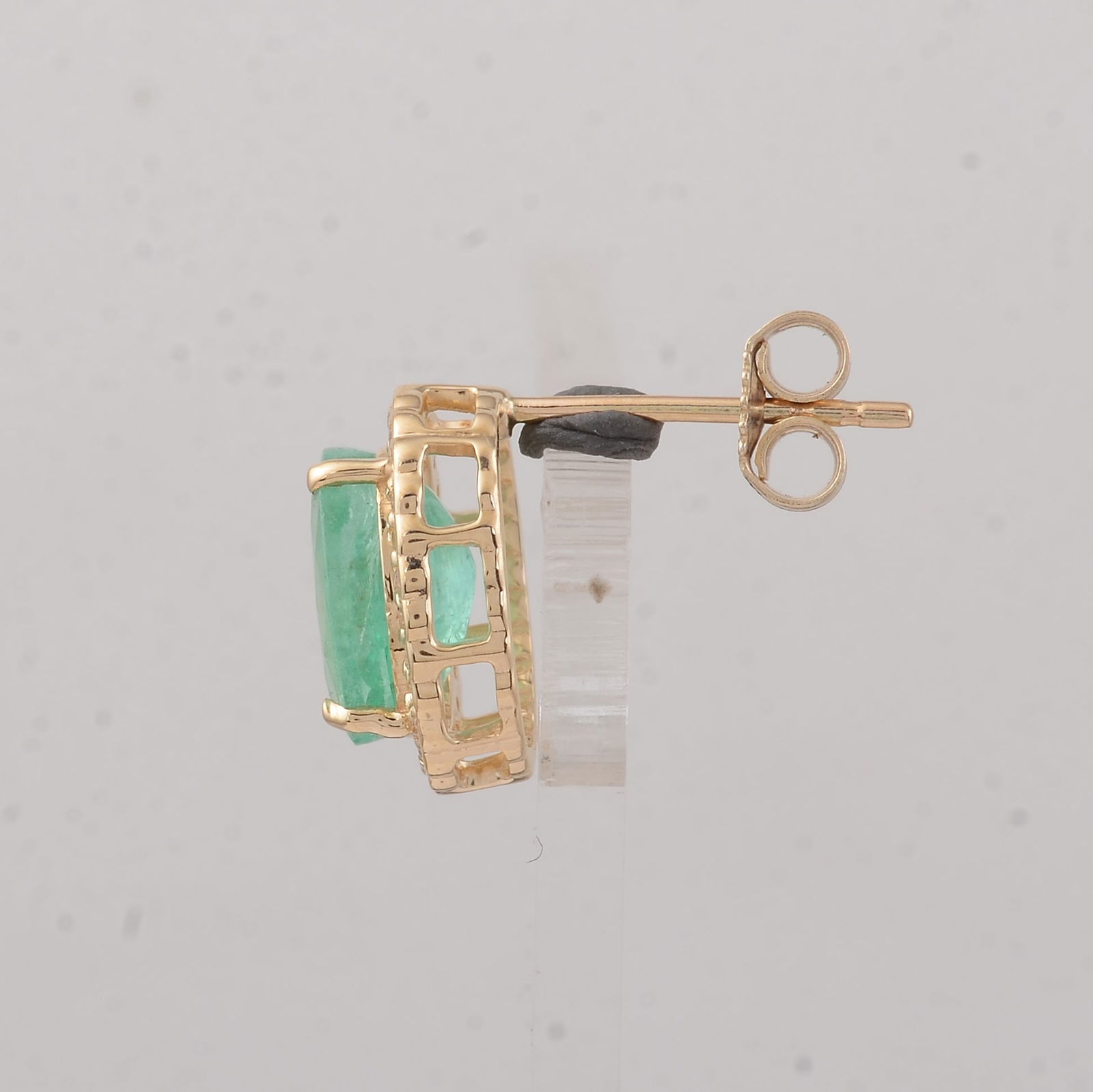 2.92 Ct Oval Emerald 9K Gold Earrings - 4