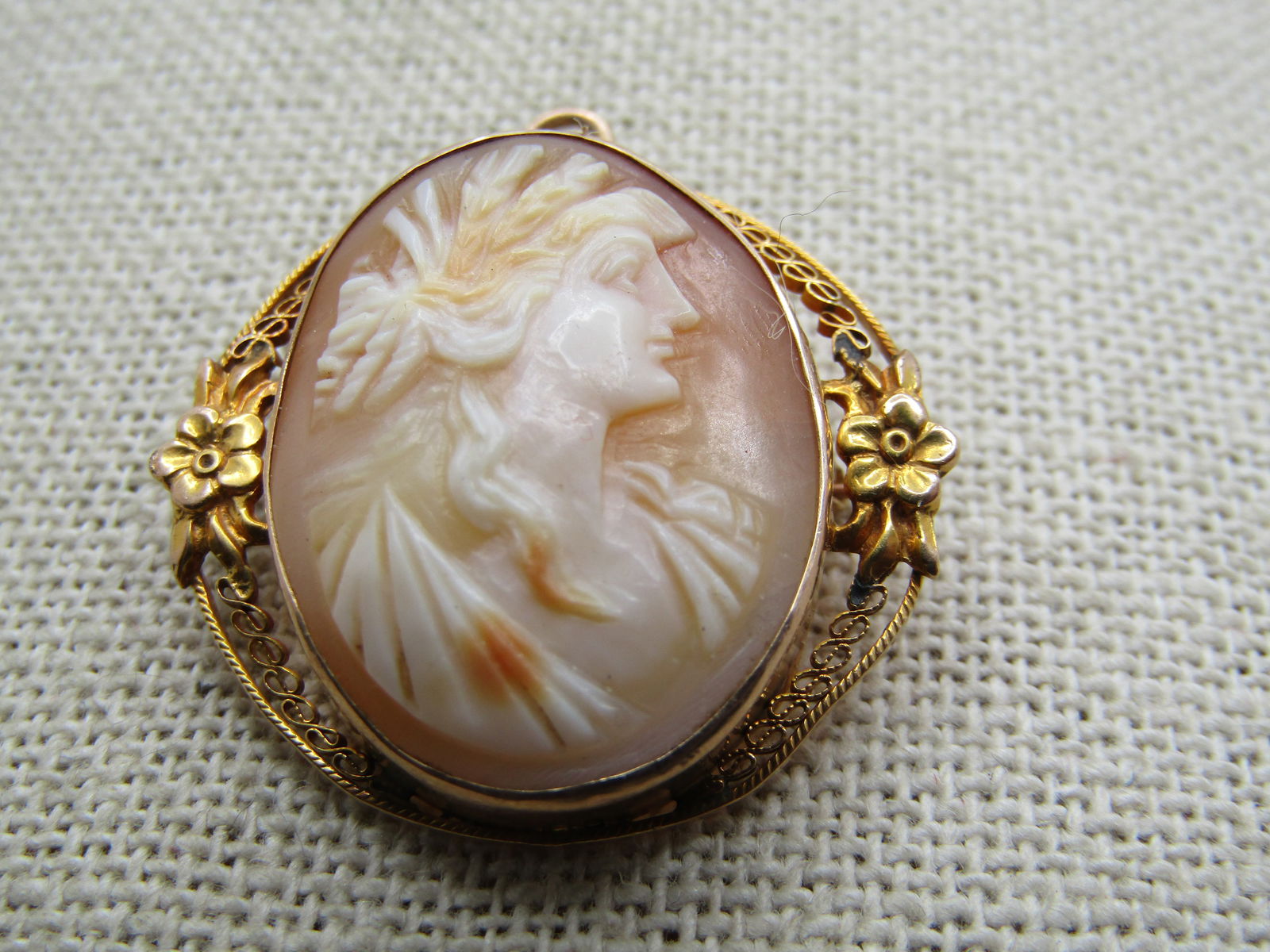 Antique 10kt Cameo Necklace/Pendant, 1920's-1930's, 1.5" - 3