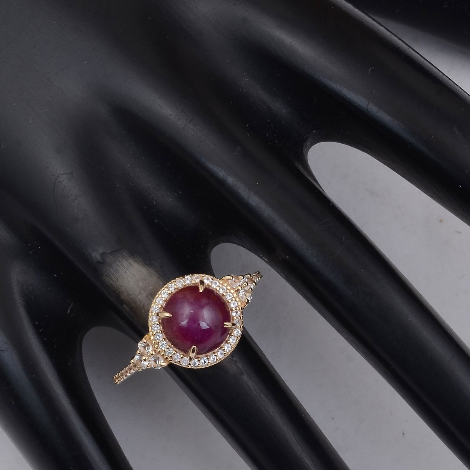 2.96 Ct Round Ruby 9K Gold Ring - 2