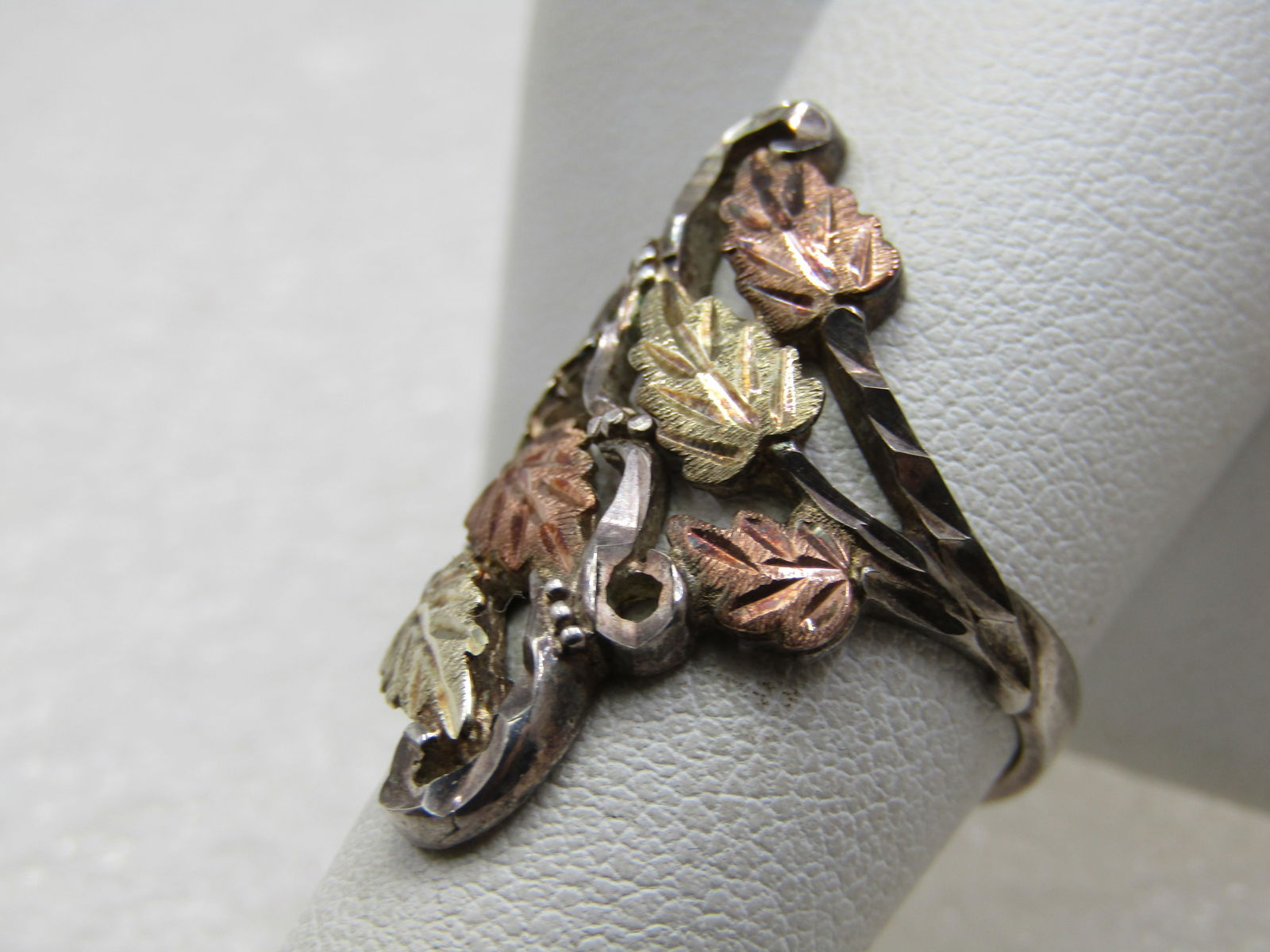 Vintage 10kt & Sterling Black Hills Gold Ring, Sz. 8, - 3