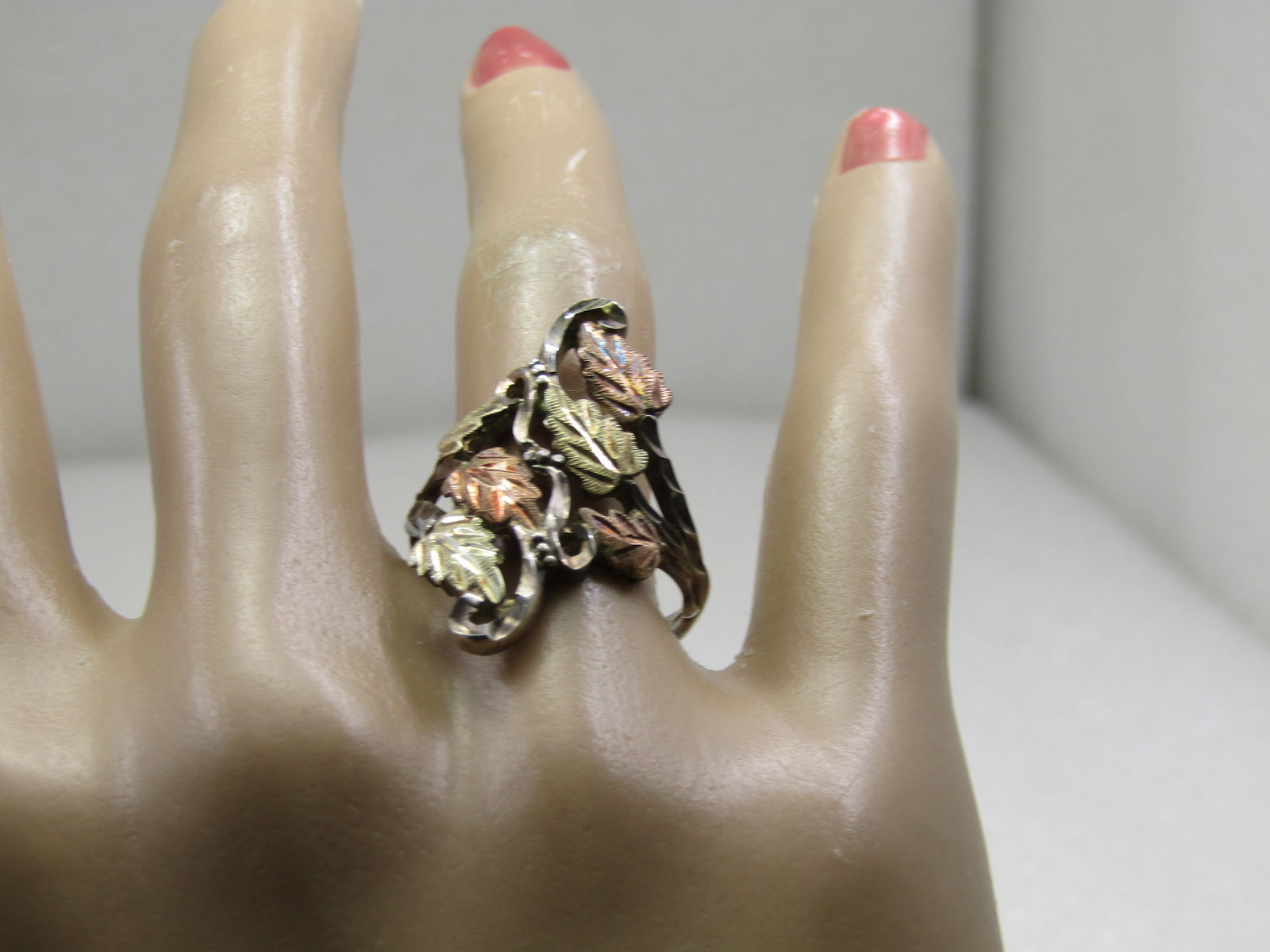 Vintage 10kt & Sterling Black Hills Gold Ring, Sz. 8, - 7