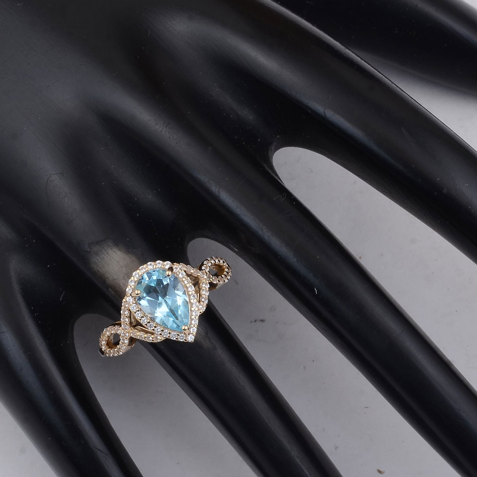 1.87 Ct Pear Blue Topaz 9K Gold Ring - 2