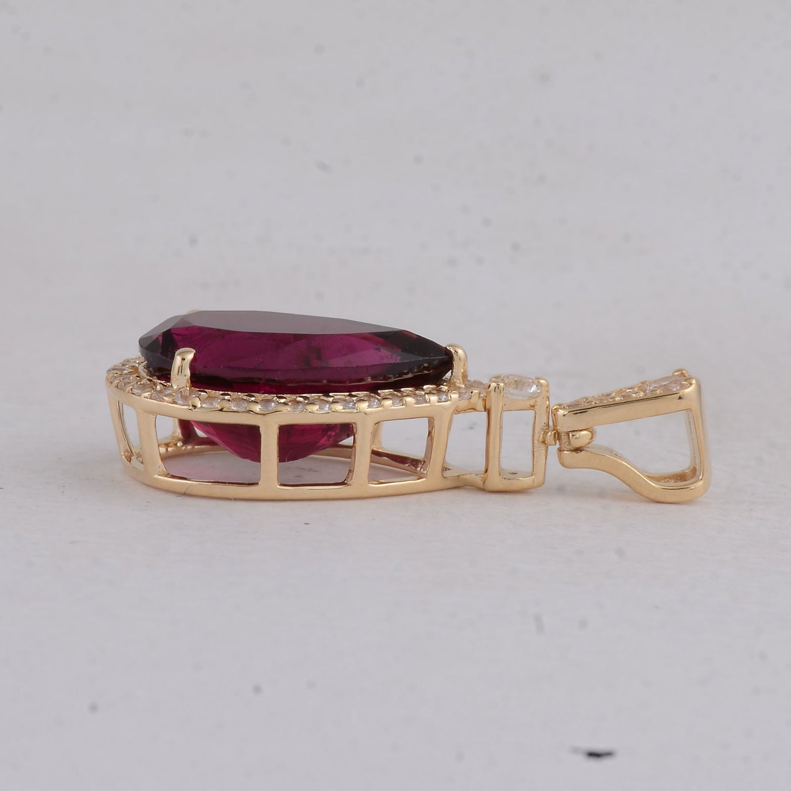 2.95 Ct Pear Rubellite 9K Gold Pendant - 3