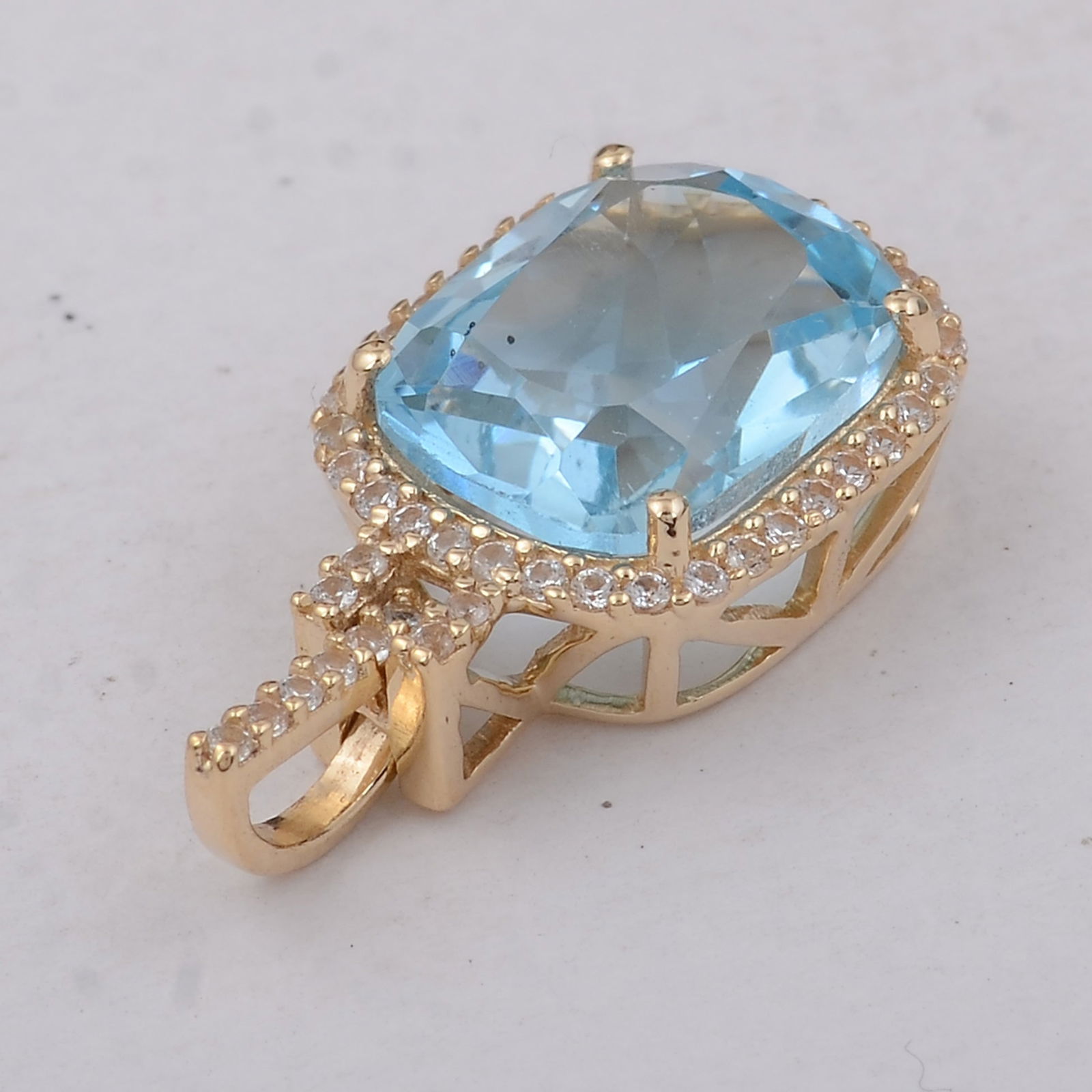 3.90 Ct Cushion Blue Topaz 9K Gold Pendant - 3