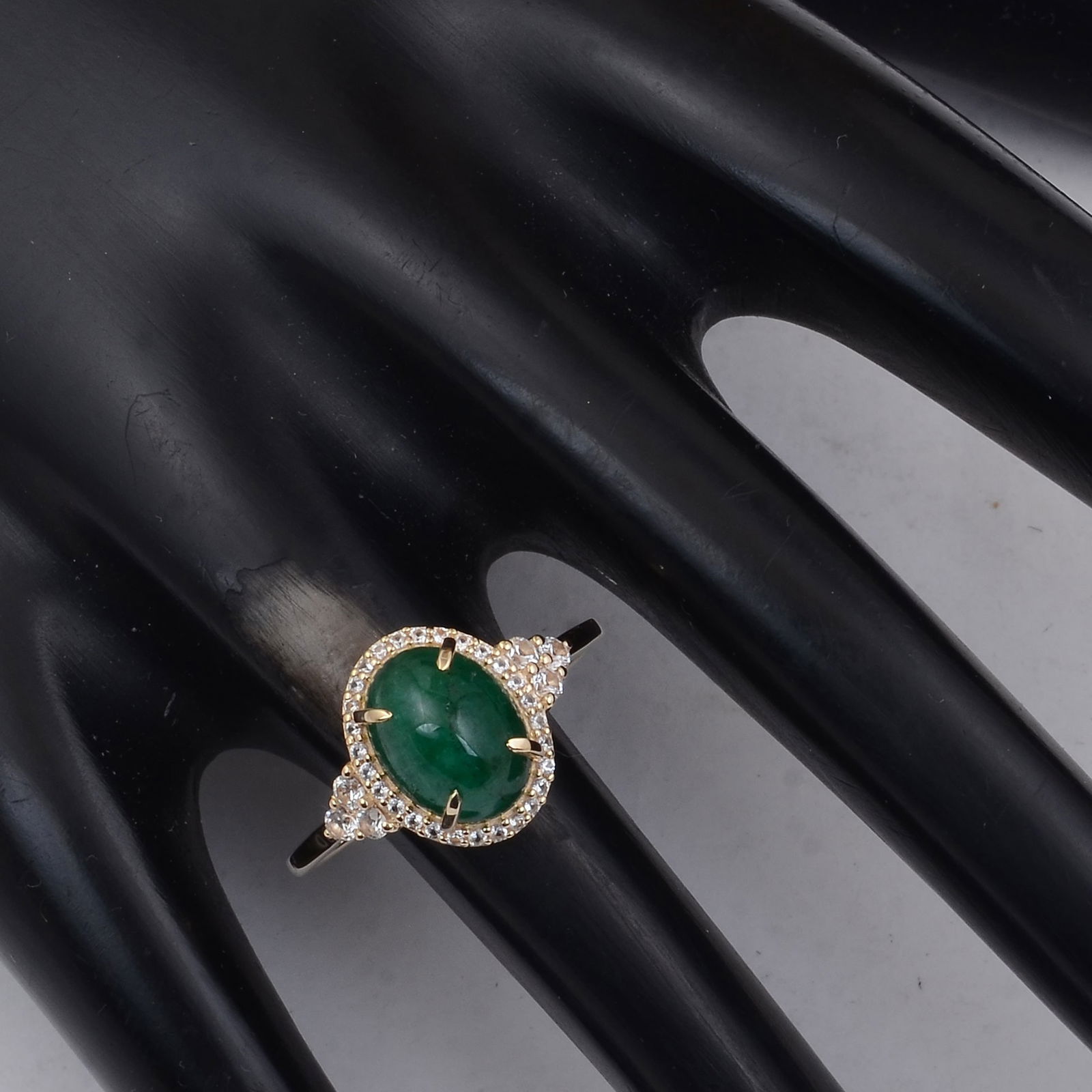 3.06 Ct Oval Emerald 9K Gold Ring - 2