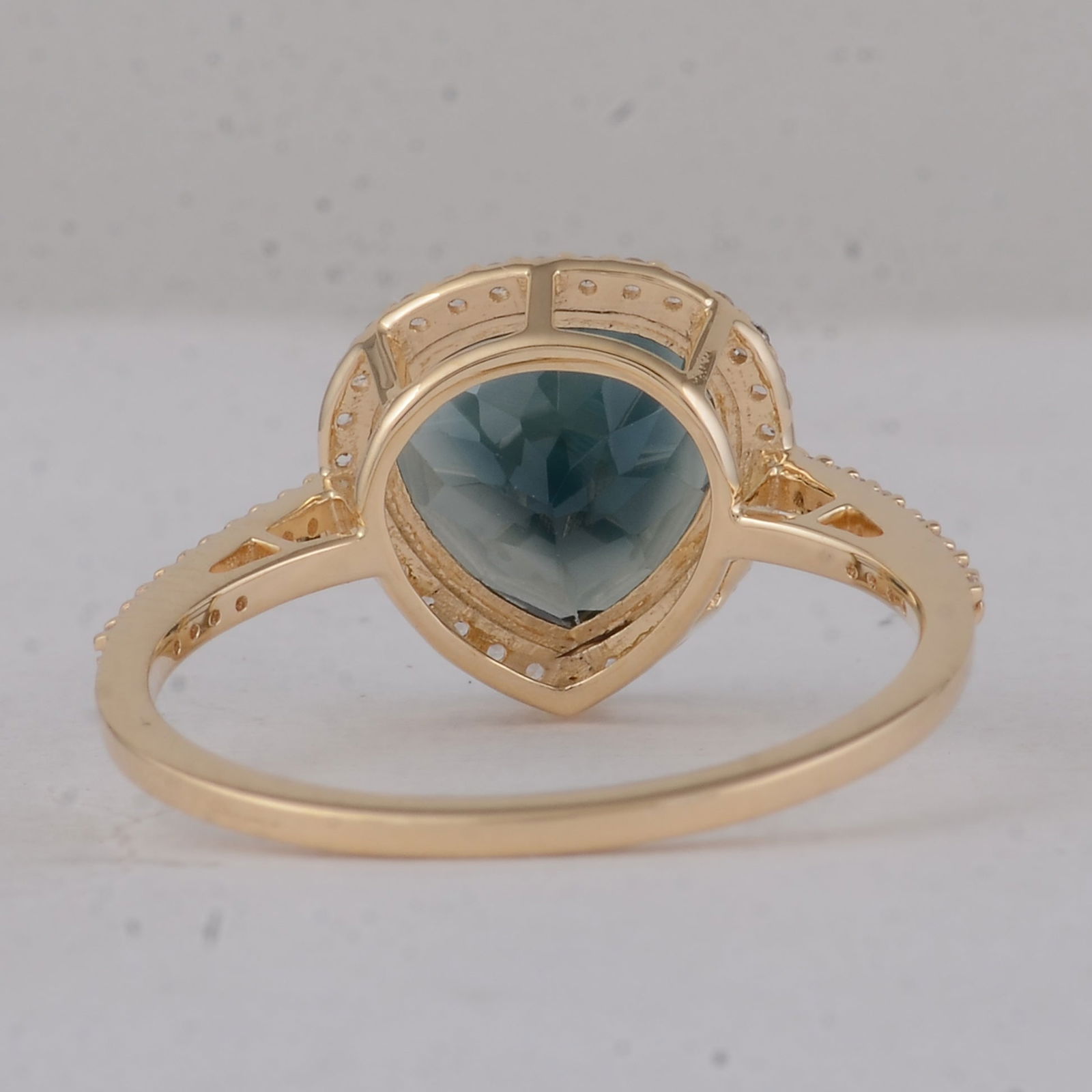 2.67 Ct Heart Tourmaline 9K Gold Ring - 3