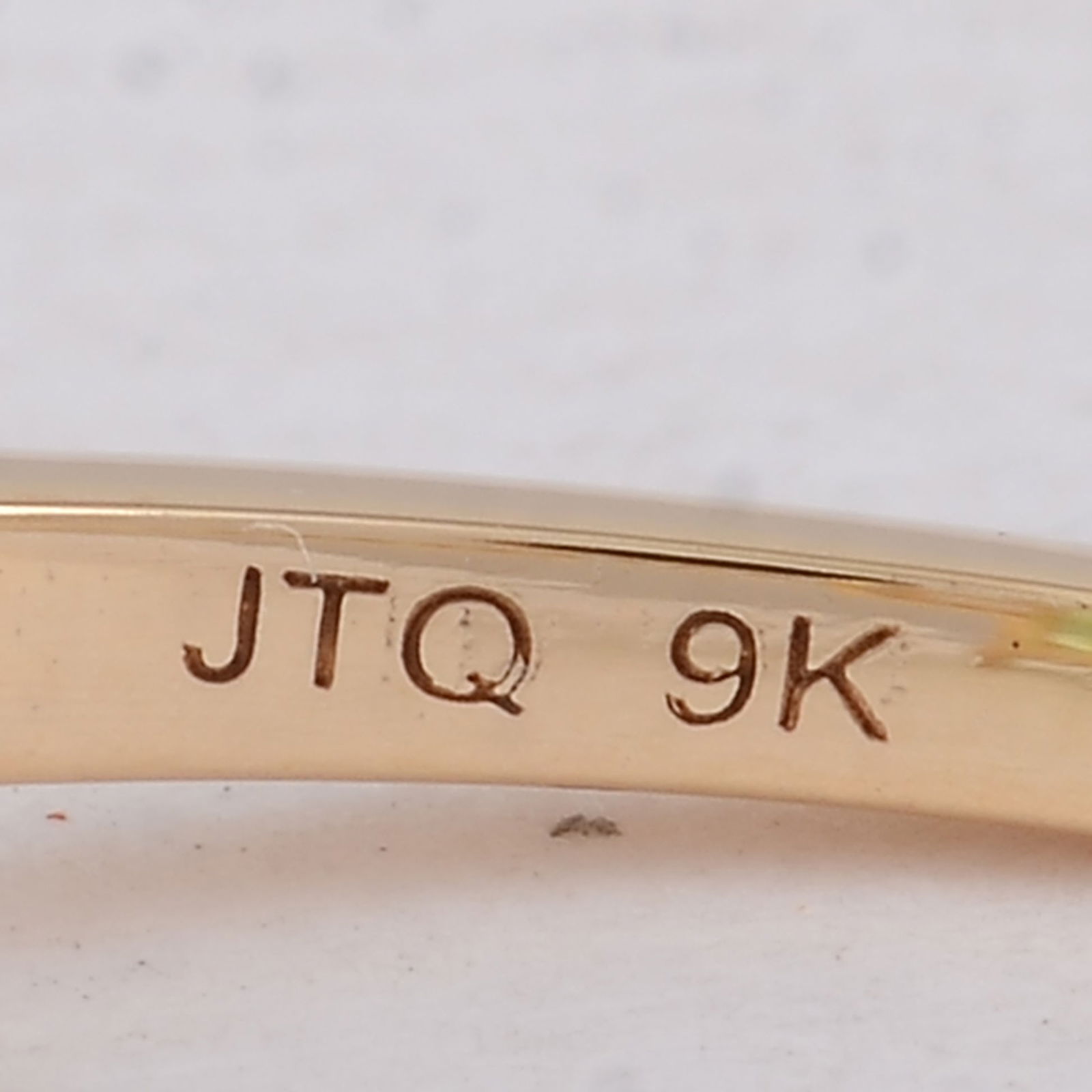 1.96 Ct Baguette Peridot 9K Gold Ring - 5