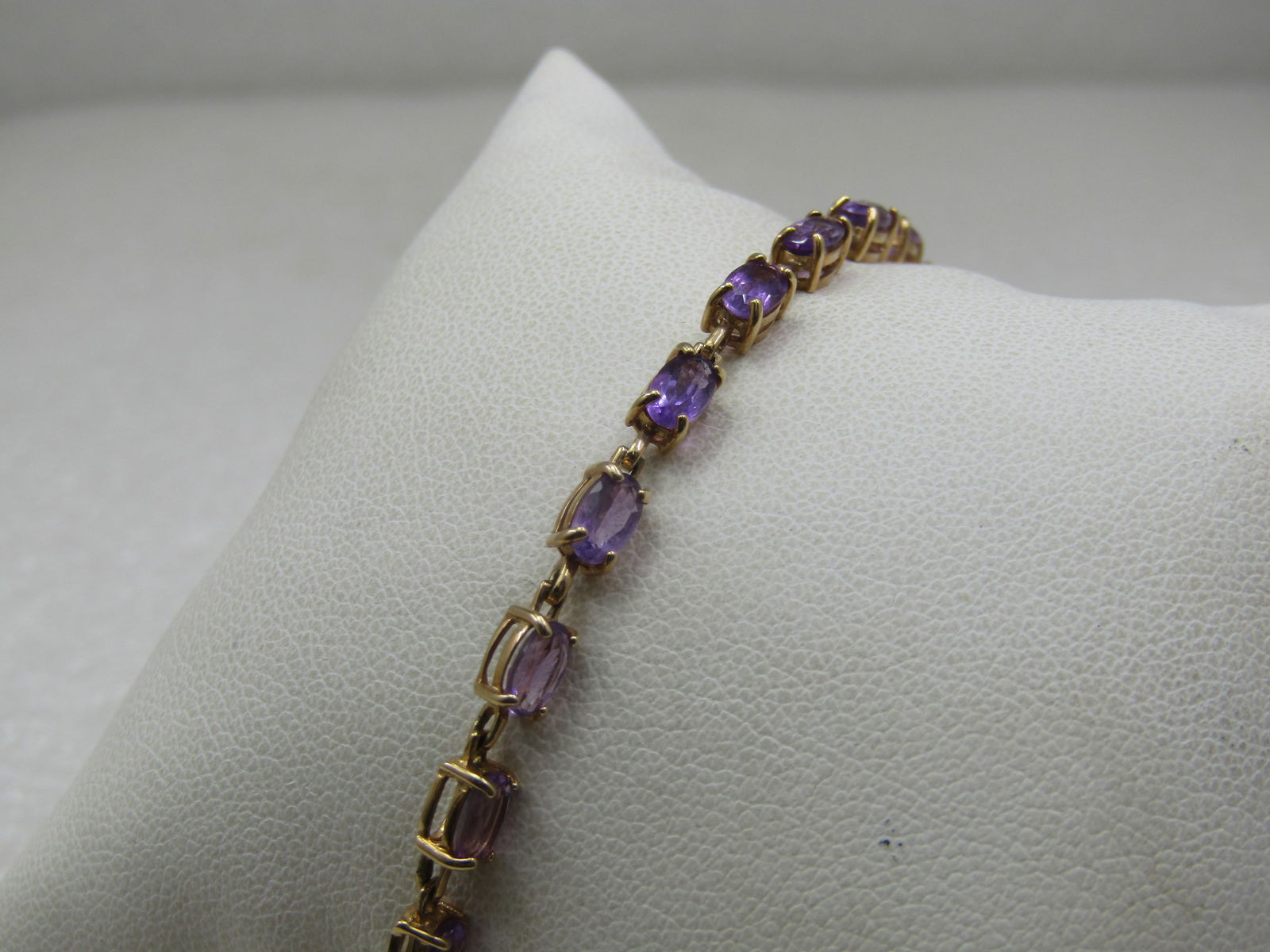 Vintage 10kt Amethyst Tennis Bracelet, 7.25". - 8