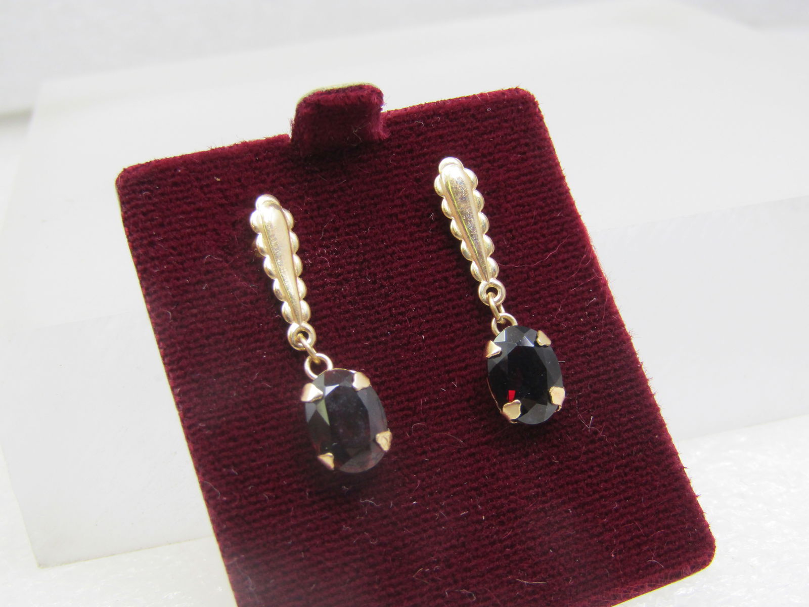 Vintage 14kt Garnet Drop Earrings, 7/8" Long, APpx. 2 TCW - 2