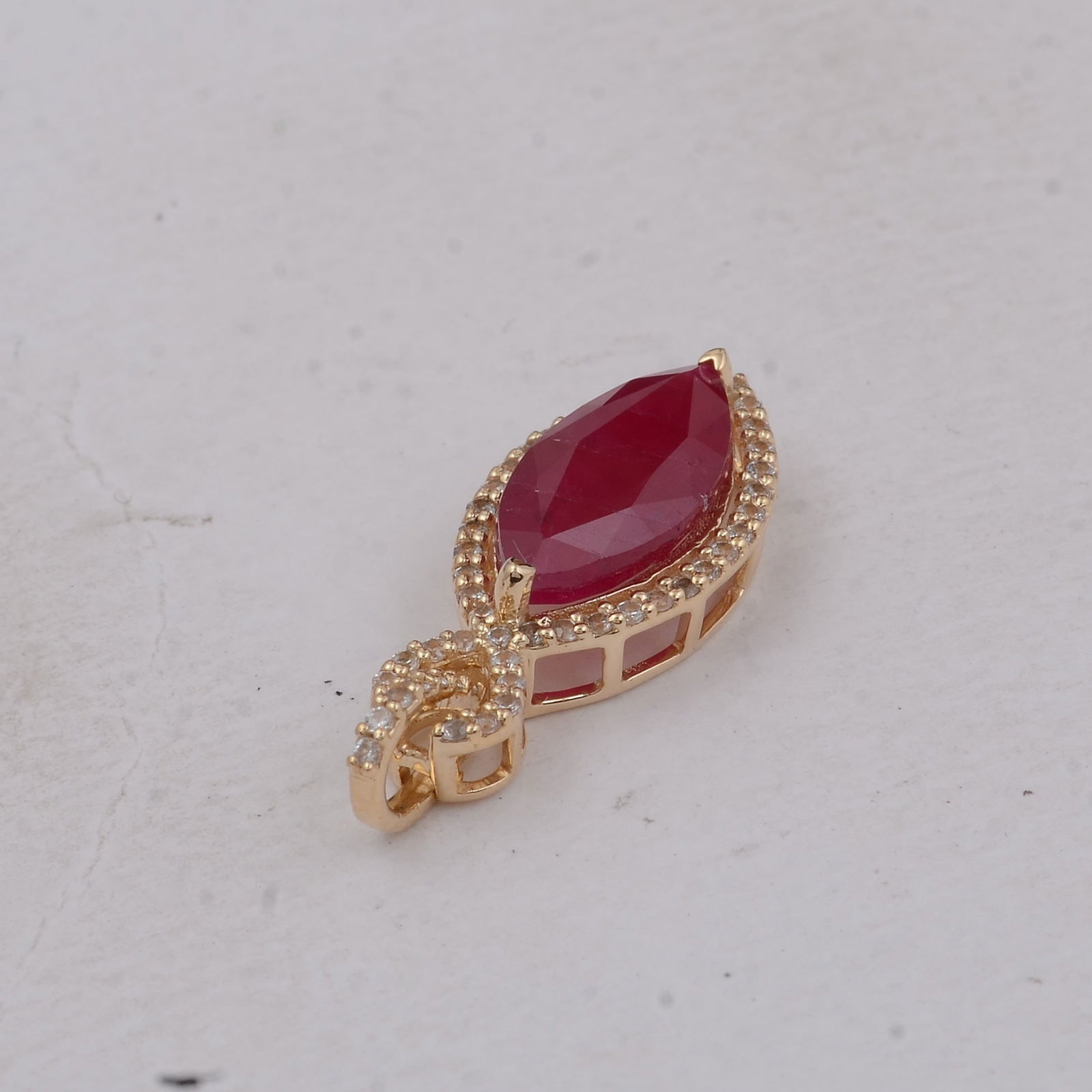 2.77 Ct Marquise Ruby 9K Gold Pendant - 2
