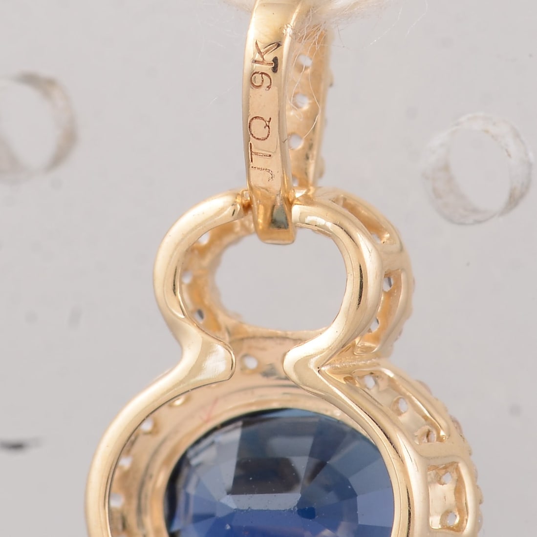 1.65 Ct Oval Sapphire 9K Gold Pendant - 5