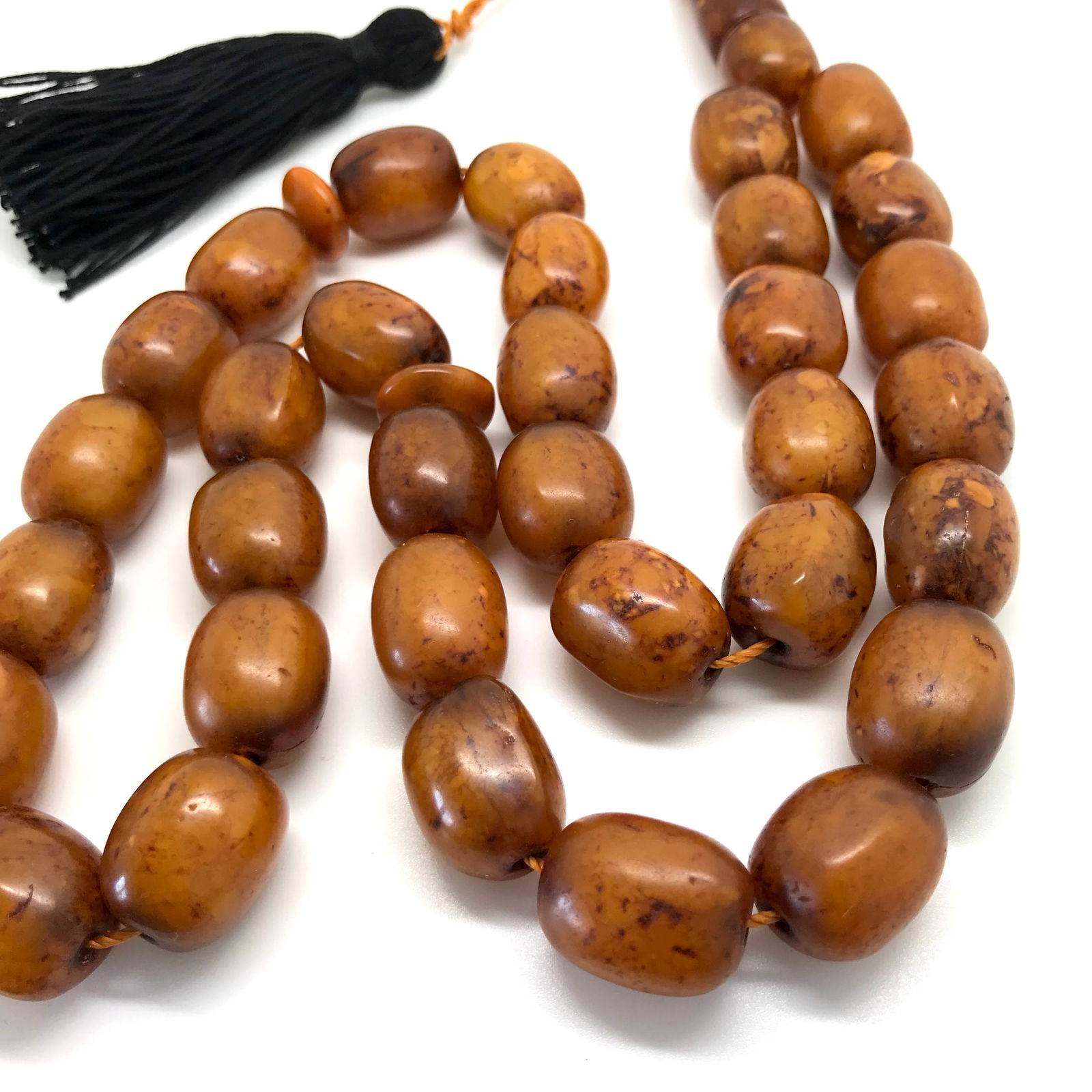 Impressive Vintage Amber Tesbih made from Barrel shaped Amber beads - 3
